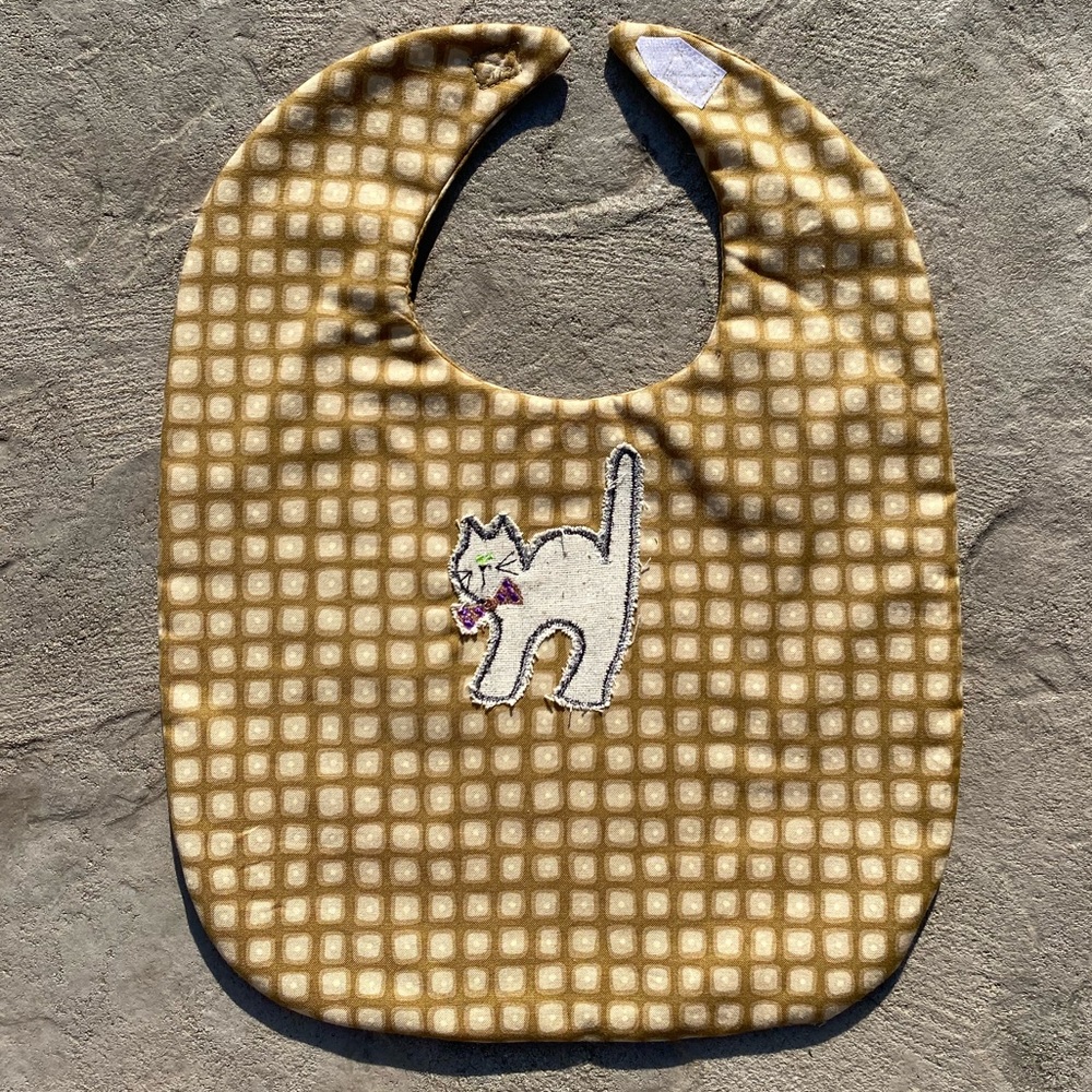 Handmade, embroidered Halloween cat baby bib new